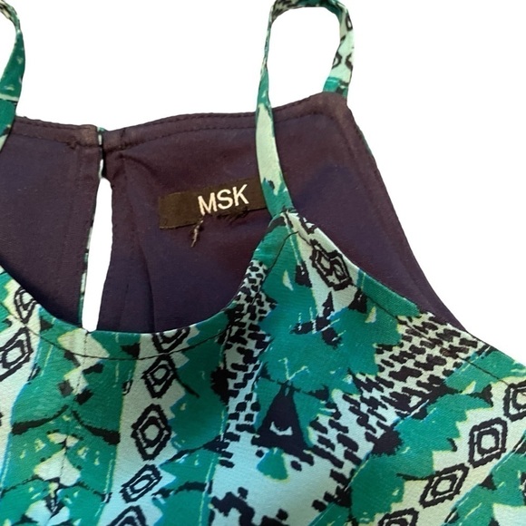 MSK Geometric patterned Handkerchief dress Size Medium- Ombré Effect - Picture 4 of 9